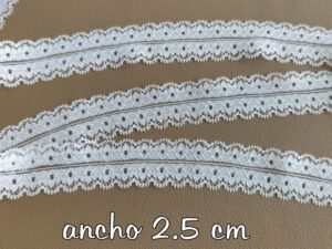 ENCAJE BLANCO poliéster suave partible