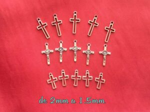 PACK DE 15 CRUCES PLATEADAS (D)